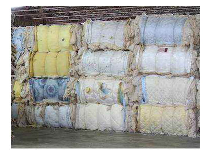 Waste cloth bales