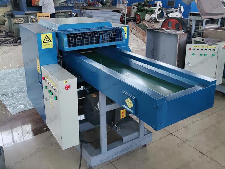 Cloth fiber cutter for cloth recycling