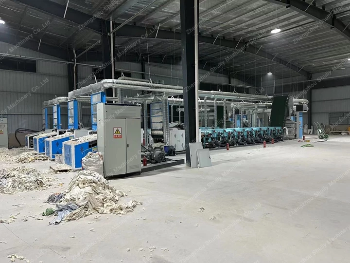 Textile fabric recycling machines